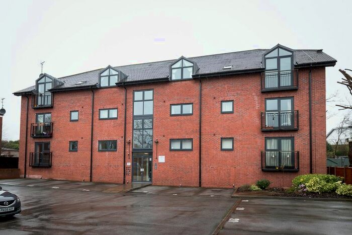 2 Bedroom Flat To Rent In Limelock Court, Stone, ST15