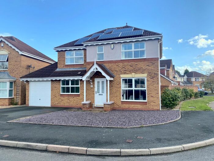 4 Bedroom Detached House For Sale In Castle Acre Road, Leegomery