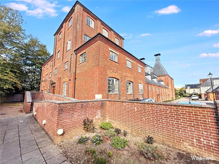 2 Bedroom Apartment For Sale In Brewery Lane, Romsey, Hampshire, SO51