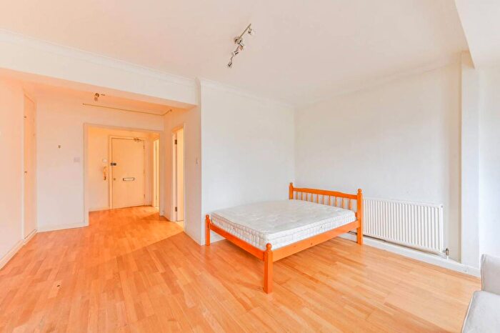 Studio To Rent In Euston Road, Fitzrovia, London, NW1