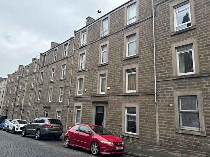 1 Bedroom Flat To Rent In Rosefield Street, Dundee, DD1