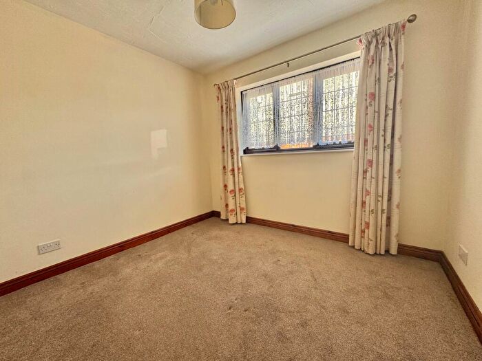 2 Bedroom Semi-Detached Bungalow For Sale In Moorbrooke, Hartshill, CV10