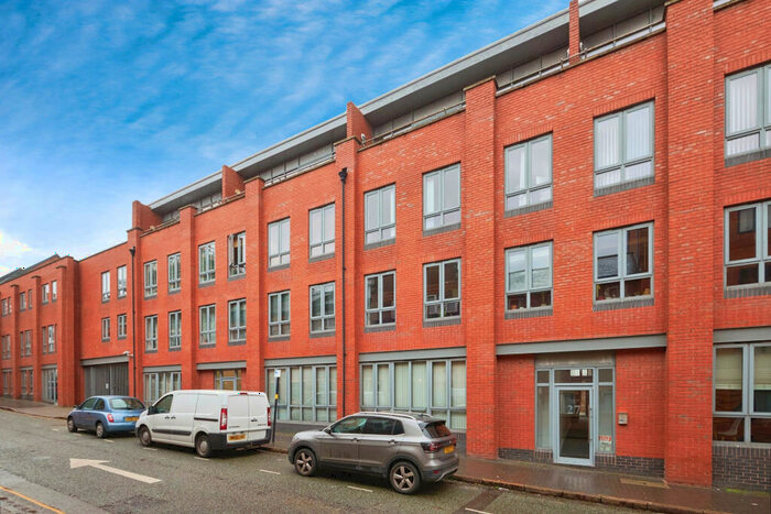 2 Bedroom Apartment To Rent In Northwood Plaza, Jewellery Quarter, B3
