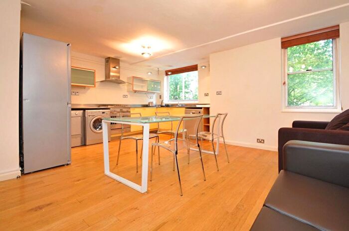 3 Bedroom Flat To Rent In Talbot Road, London, W2