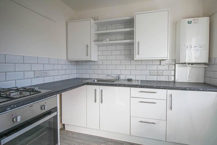 2 Bedroom Flat To Rent In Fff, Orchard Street, Weston-super-Mare, BS23