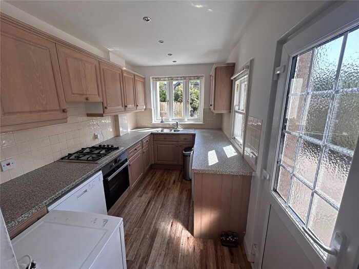 2 Bedroom End Of Terrace House To Rent In Hadley Highstone, Barnet, EN5