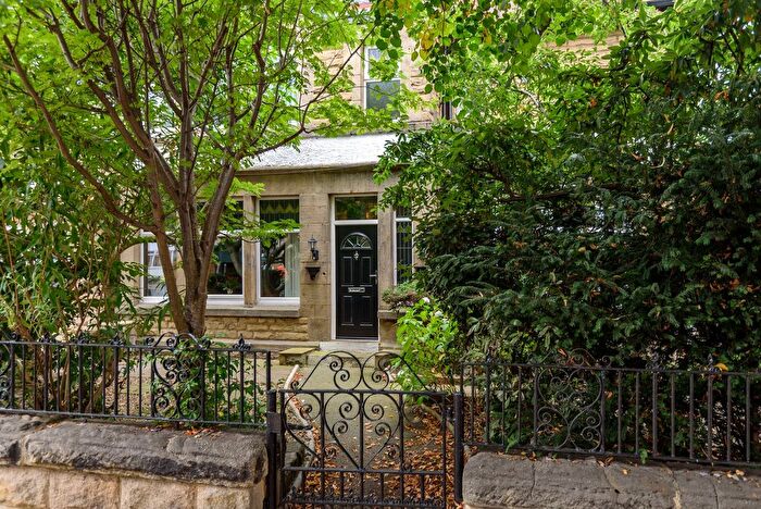 4 Bedroom Terraced House For Sale In Dragon Parade, Harrogate, HG1