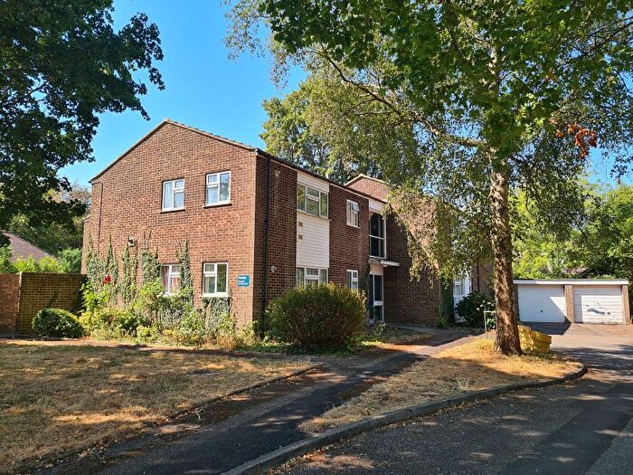 1 Bedroom Flat For Sale In The Blackburn, Little Bookham Street, Little Bookham, Surrey, KT23