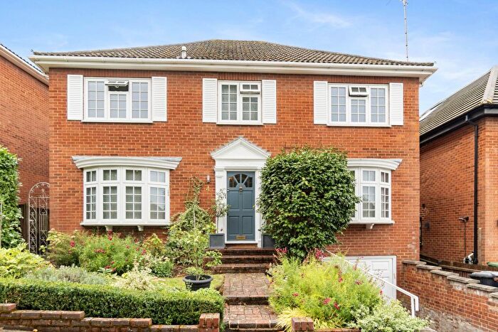 4 Bedroom Detached House For Sale In Belmor, Elstree, WD6
