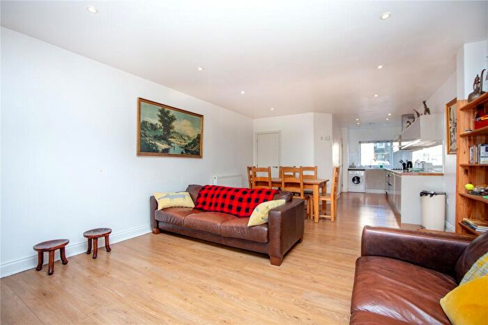 3 Bedroom Terraced House To Rent In Prestbury Road, Cheltenham, Gloucestershire, GL52