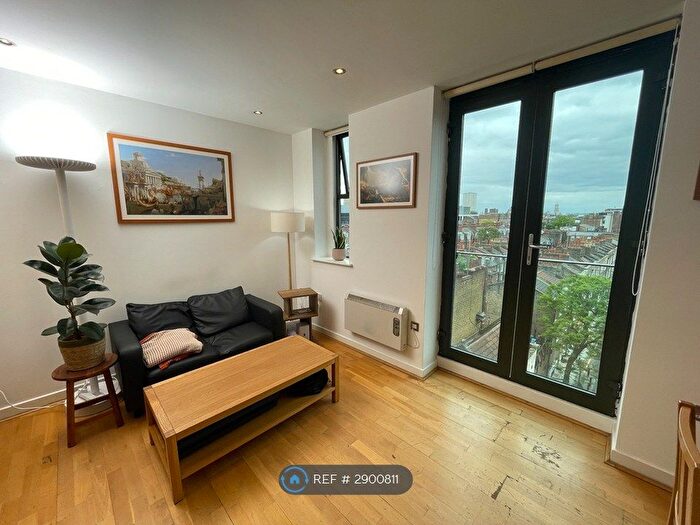 1 Bedroom Flat To Rent In Tower House, London, E1