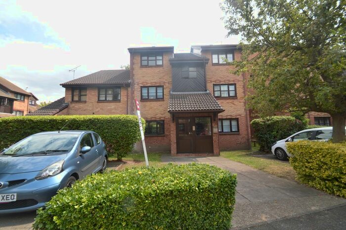1 Bedroom Flat To Rent In Kenwyn Road, Dartford, DA1