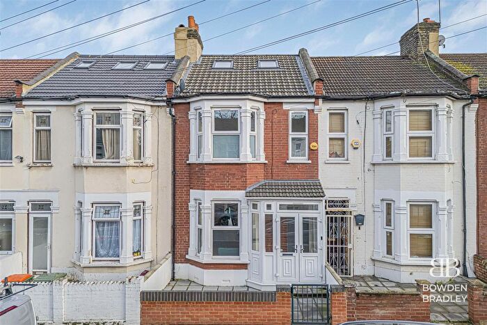 4 Bedroom Terraced House For Sale In Northfield Road, East Ham, E6