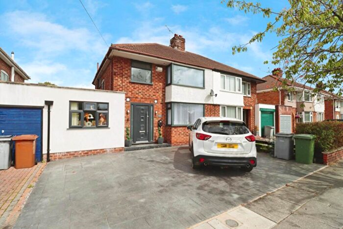 3 Bedroom Semi-Detached House For Sale In Brimstage Road, Bebington, CH63
