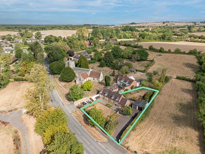 3 Bedroom Cottage For Sale In Bicester Road, Oakley, HP18