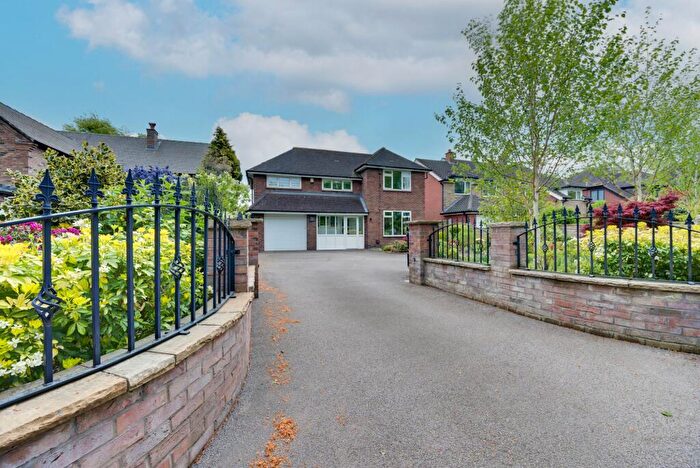 3 Bedroom Detached House For Sale In Lodge Road, Alsager, ST7