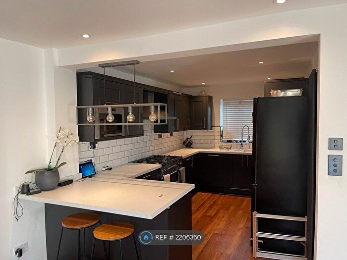 4 Bedroom Terraced House To Rent In New Road, Bampton, OX18