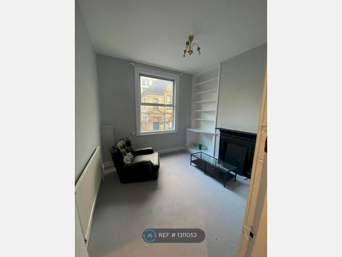 2 Bedroom Flat To Rent In Anchor House, London SE11