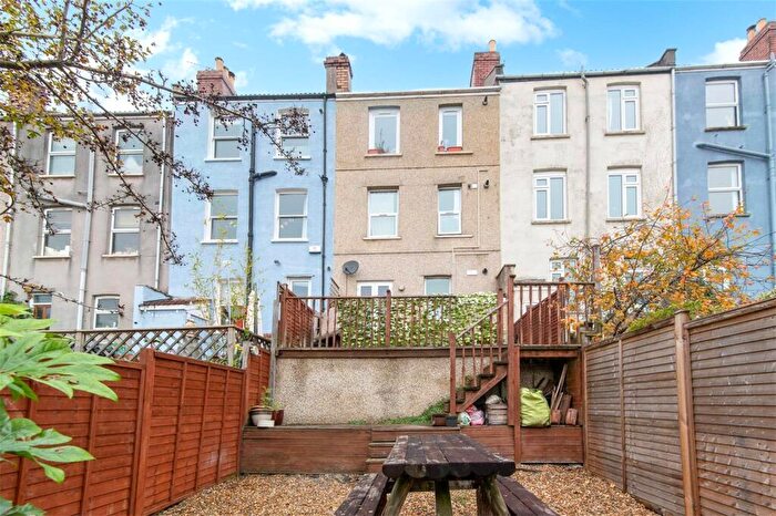 1 Bedroom Flat For Sale In Dunkerry Road, Bristol, Avon, BS3