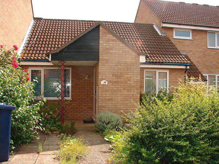 2 Bedroom Semi-Detached Bungalow To Rent In St Ives, PE27