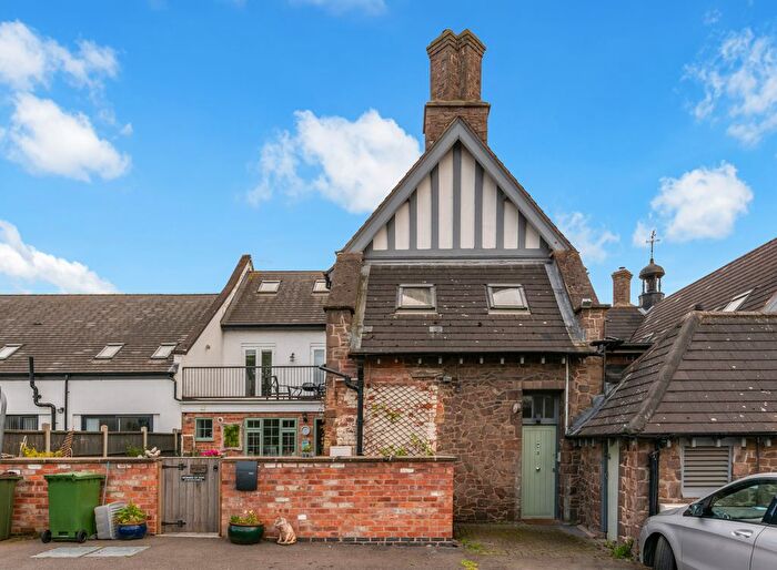 3 Bedroom Flat For Sale In Hinckley Road, Stoney Stanton, LE9