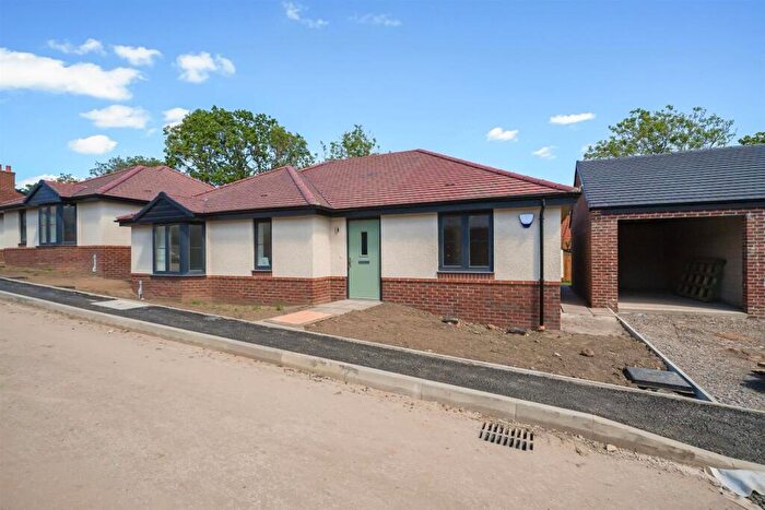 2 Bedroom Detached Bungalow For Sale In Forest Road, Coalville, LE67