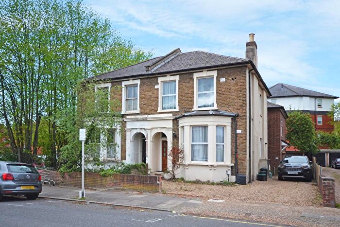 1 Bedroom Flat To Rent In Palace Grove Bromley, BR1