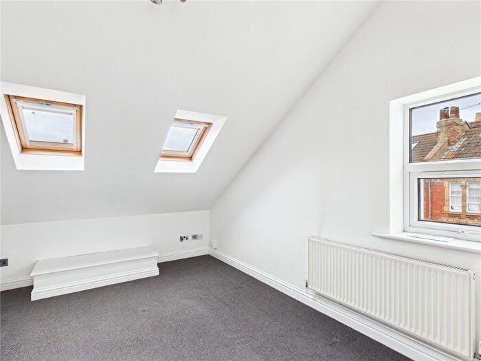 1 Bedroom Apartment To Rent In Buckingham Street, Bristol, BS3