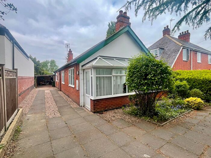 3 Bedroom Bungalow For Sale In Leicester Road, Glen Parva, LE2