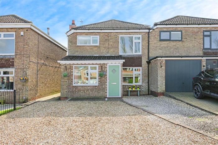 3 Bedroom Semi-Detached House For Sale In Malvern Crescent, Ashby-De-La-Zouch, LE65