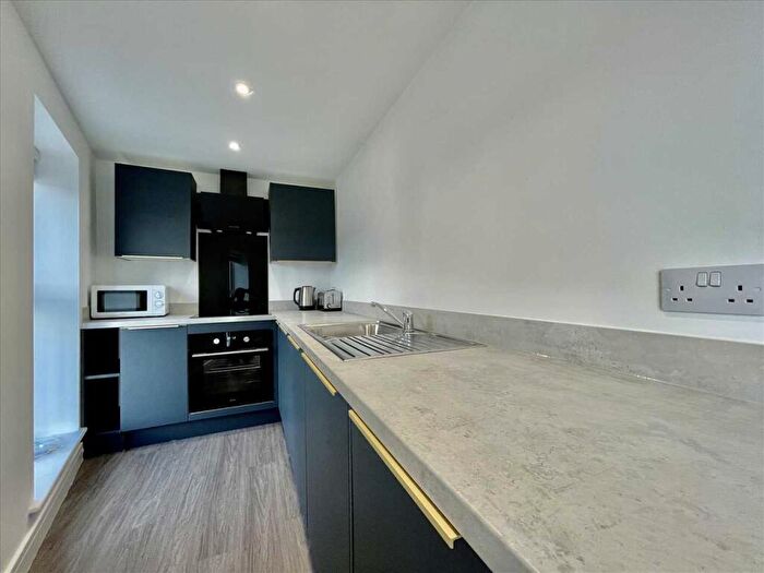 2 Bedroom Apartment To Rent In Winston Avenue, Plymouth, PL4