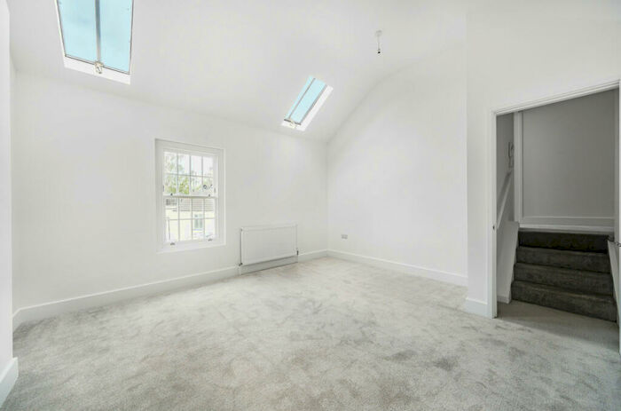 2 Bedroom Apartment To Rent In The Square, Bagshot, Surrey, GU19