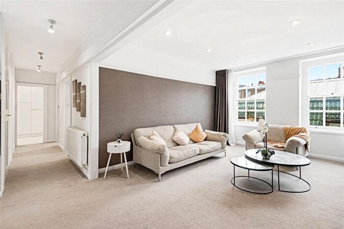 3 Bedroom Flat To Rent In Seymour Place, London, W1H