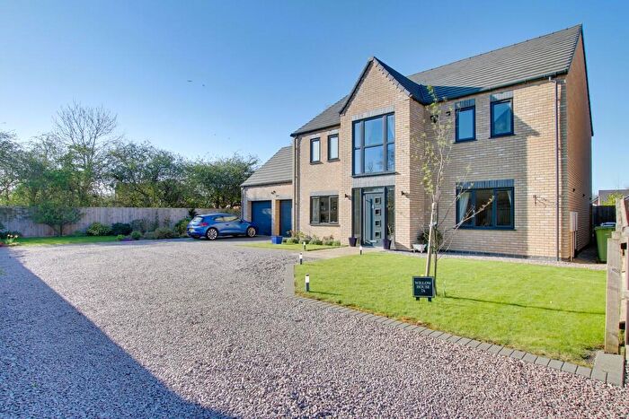 4 Bedroom Detached House For Sale In Clayfields Drive, Wimblington, PE15