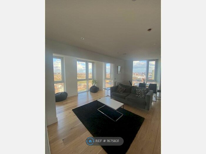 2 Bedroom Flat To Rent In High Street, London, E15