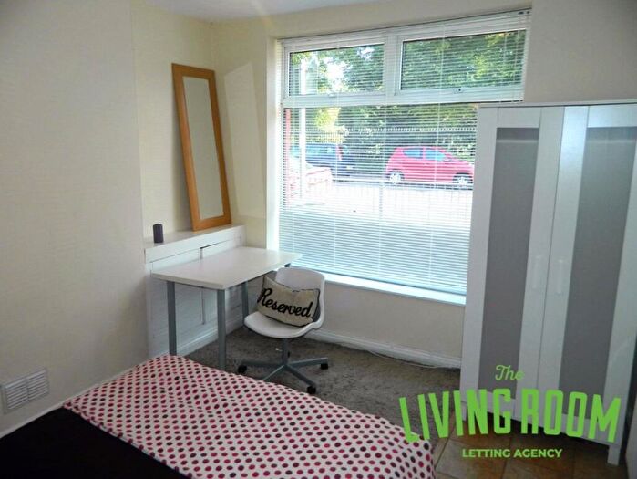 4 Bedroom House To Rent In Allensbank Road, Heath, Cardiff, CF14