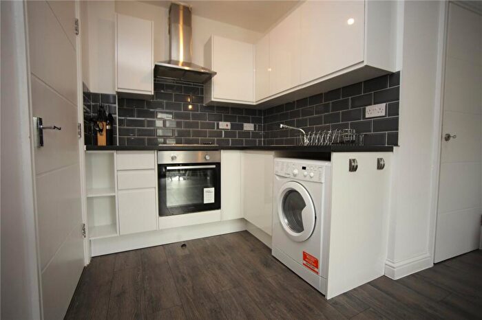 1 Bedroom Apartment To Rent In High Street, Cheltenham, Gloucestershire, GL50