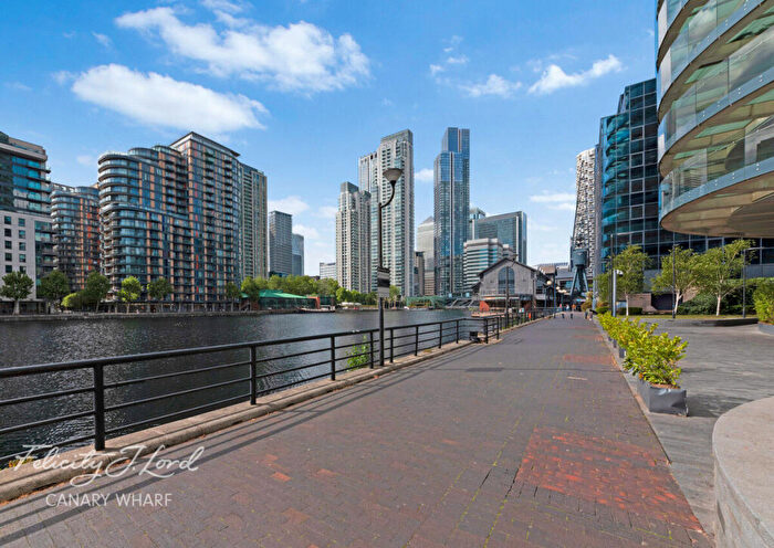 1 Bedroom Flat For Sale In Roffey Street, London, E14