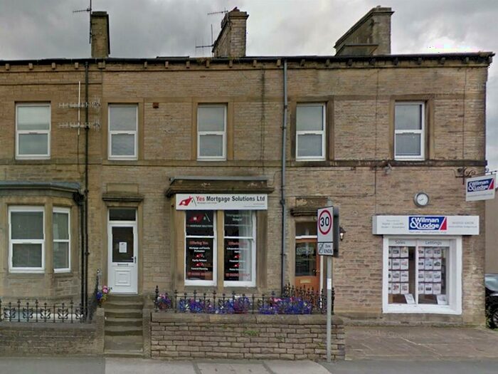2 Bedroom Apartment To Rent In Main Street, Cross Hills, BD20