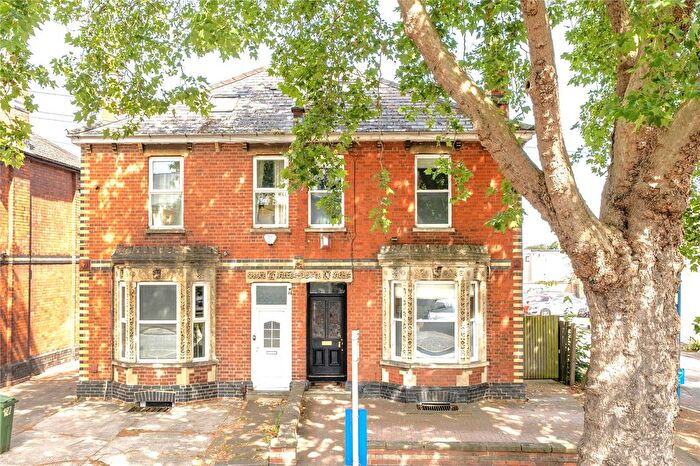 4 Bedroom Semi-detached House For Sale In Gloucester Road, Cheltenham, GL51