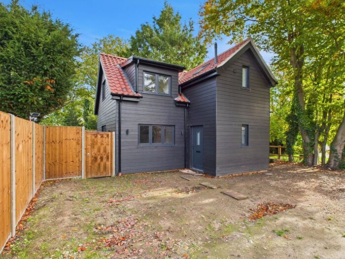 2 Bedroom Detached House For Sale In Oxborough Road, Stoke Ferry, PE33