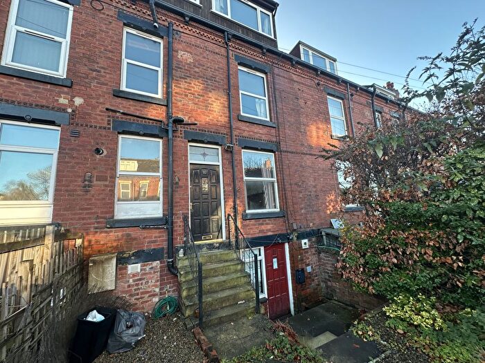 1 Bedroom Flat To Rent In Beechwood Street, Leeds, West Yorkshire, LS4
