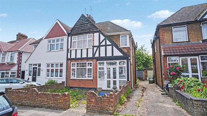 Semi-Detached House For Sale In Glendale Gardens, Wembley, HA9