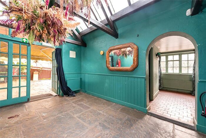 3 Bedroom End Of Terrace House For Sale In High Street, Gosmore, Hertfordshire, SG4