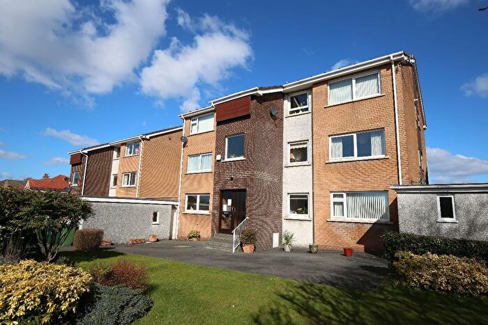 2 Bedroom Flat For Sale In Braemar Court, Morecambe, LA4