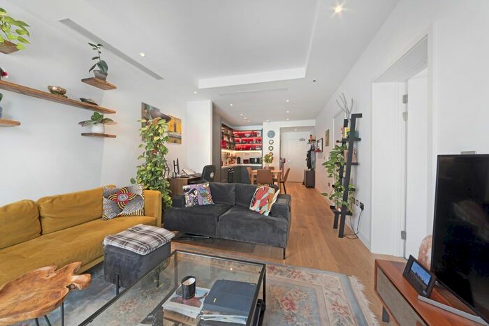 1 Bedroom Flat For Sale In Echo House, City Island Way, London, E14