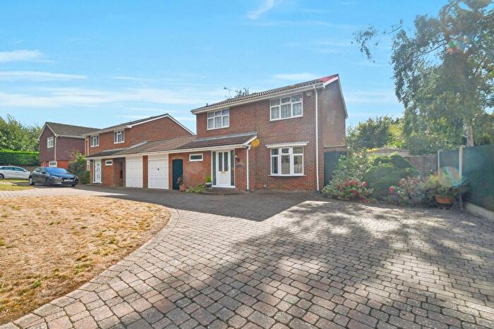 4 Bedroom Detached House For Sale In Lambsfrith Grove, Hempstead, Gillingham, ME7