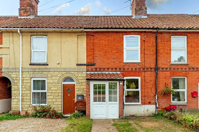 2 Bedroom Terraced House For Sale In Norwich Road, Dereham, NR20