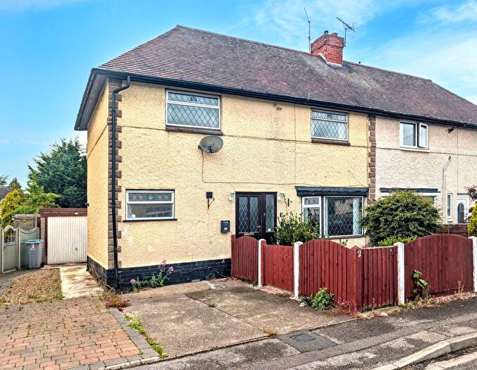 3 Bedroom Semi-Detached House For Sale In Terry Avenue, Newark, NG24
