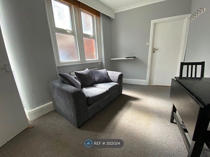 1 Bedroom Flat To Rent In Muswell Road, London, N10